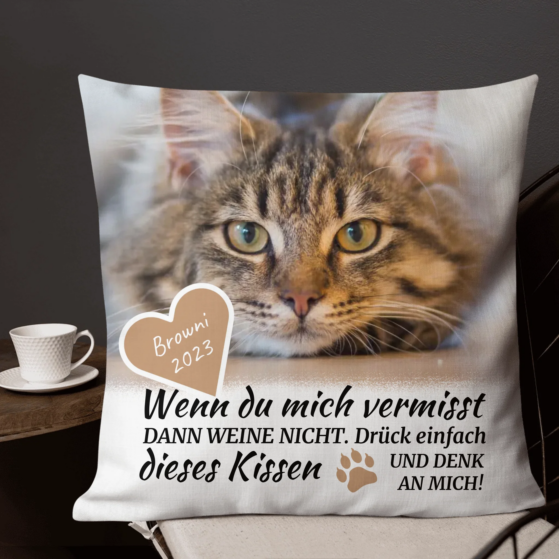 05_22x22_premiumpillow_lifestyle5_base